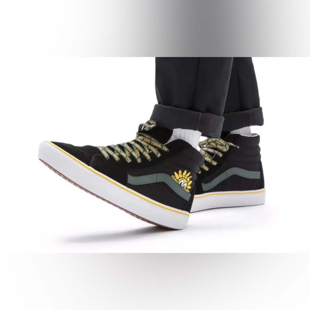Vans ComfyCush Sk8-Hi Top Sneakers Suede Trip Outdoors Unisex in black Size 8.5